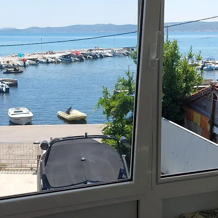 Apartman Sreca - 10m From The Sea *