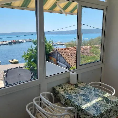Apartman Sreca - 10m From The Sea *