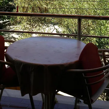 Apartman Sreca - 10m From The Sea